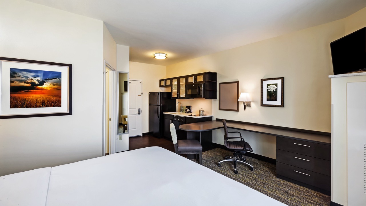 Photo of Bedroom in Lenexa