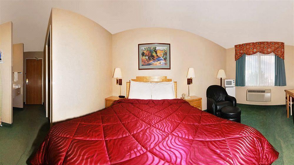 Photo of Bedroom in Pueblo West