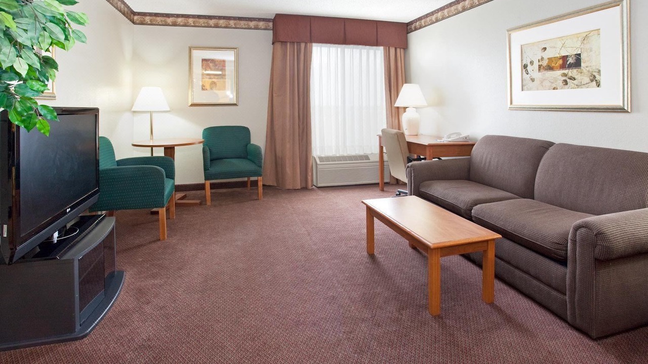 Photo of Livingroom in Colby