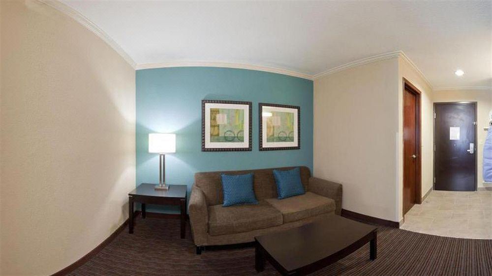 Photo of Livingroom in North Kansas City