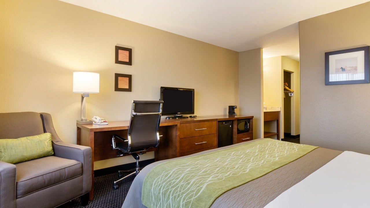 Photo of Bedroom in Garden City