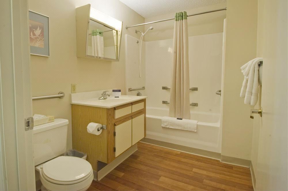 Photo of Bathroom in Sandy