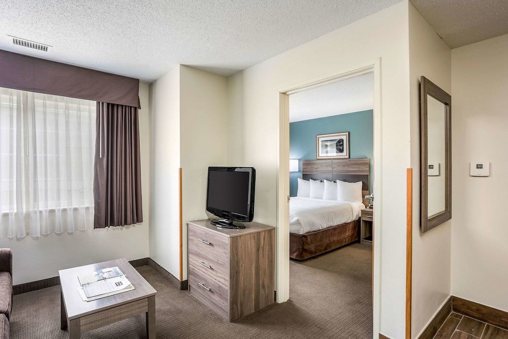 Photo of Livingroom in Cedar Rapids