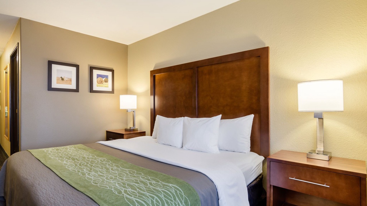 Photo of Bedroom in Garden City