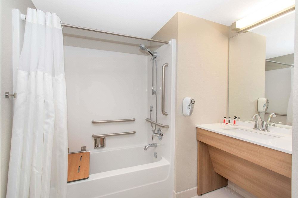 Photo of Bathroom in Limon