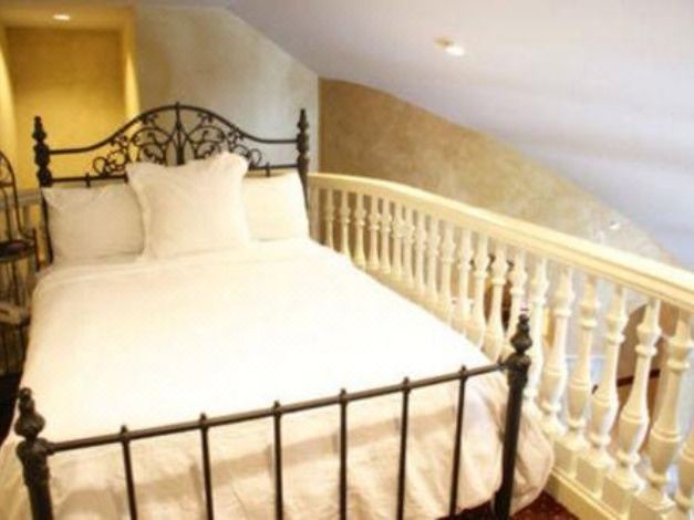 Photo of Bedroom in I-435 West KC-KS
