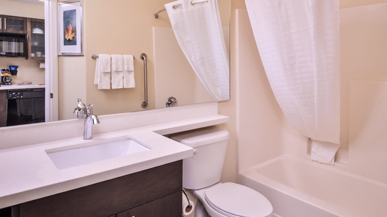 Photo of Bathroom in I-435 West KC-KS