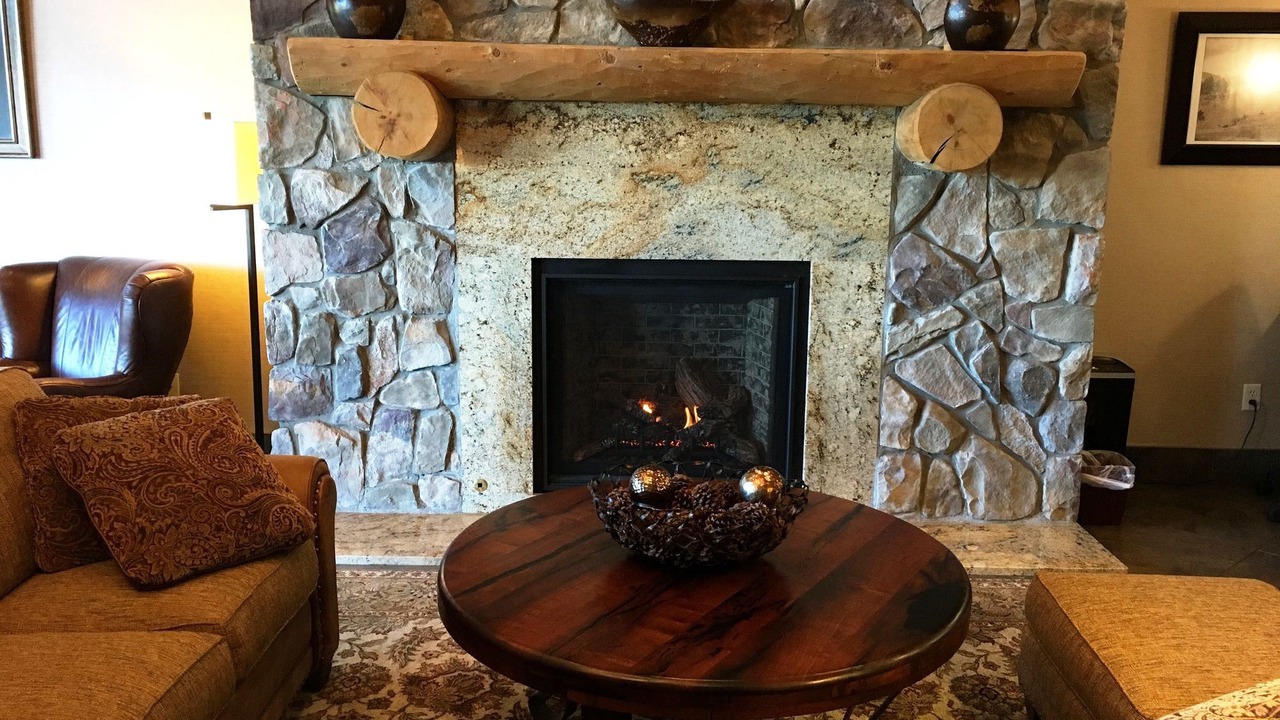 Photo of Livingroom in North Central Evergreen