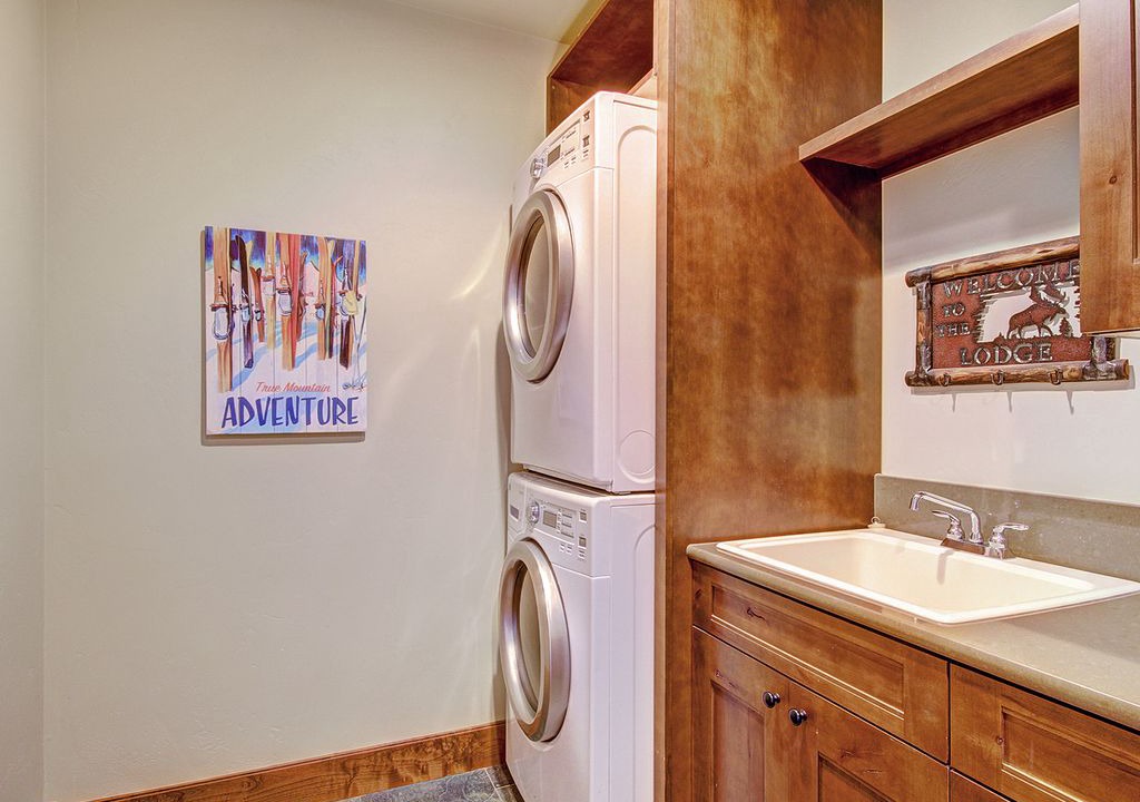 Photo of Bathroom in Fairmount On The River