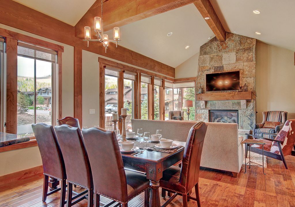 Photo of Livingroom in Fairmount On The River
