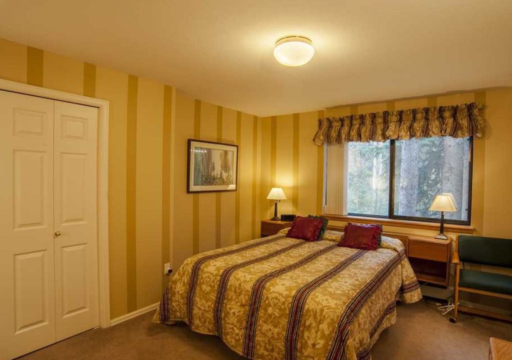 Photo of Bedroom in Park Forest Estates
