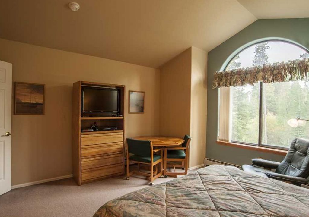 Photo of Bedroom in Park Forest Estates