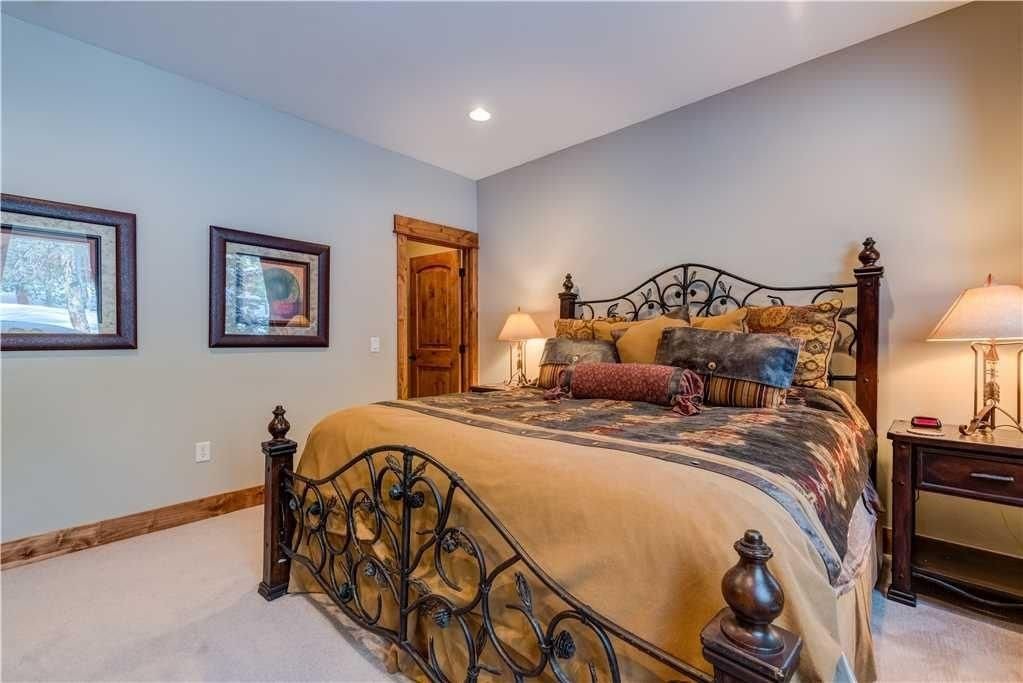 Photo of Bedroom in Woodmoor