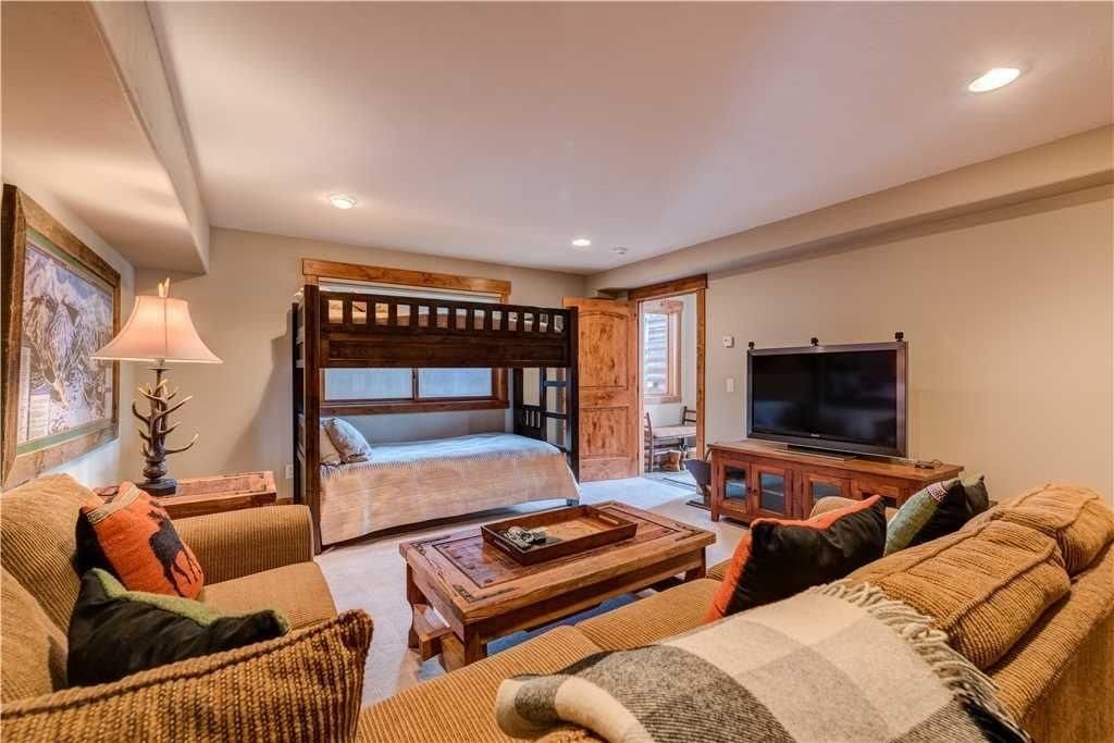 Photo of Livingroom in Woodmoor