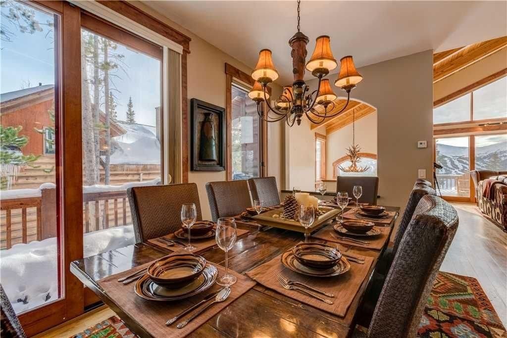 Photo of Livingroom in Woodmoor
