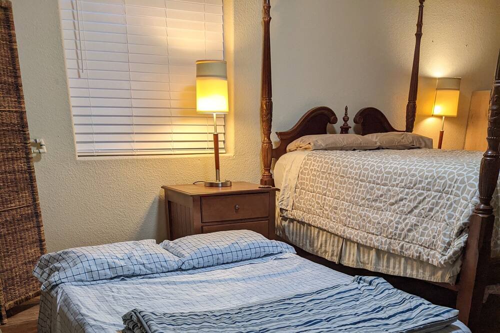 Photo of Bedroom in Commerce City
