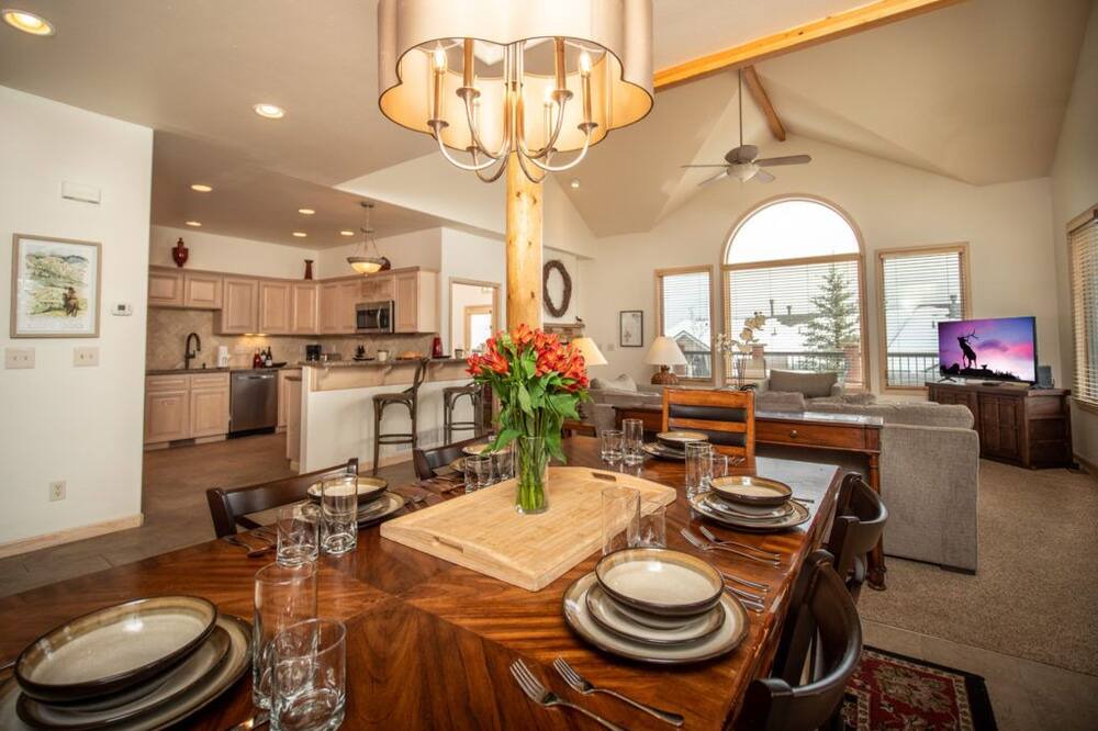 Photo of Kitchen in Stanley Hills