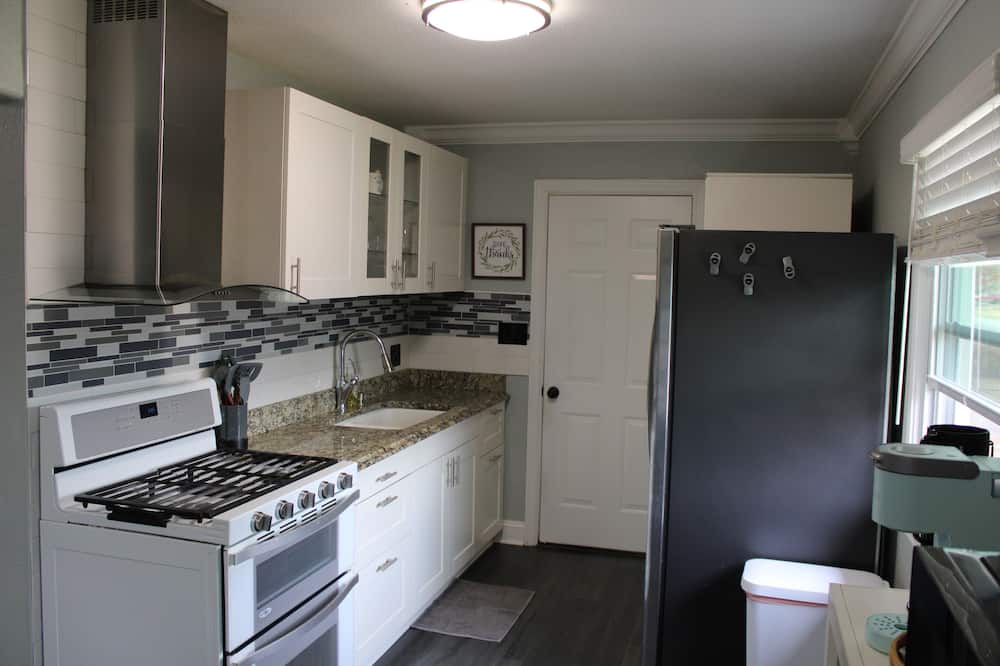 Photo of Kitchen in Waldron