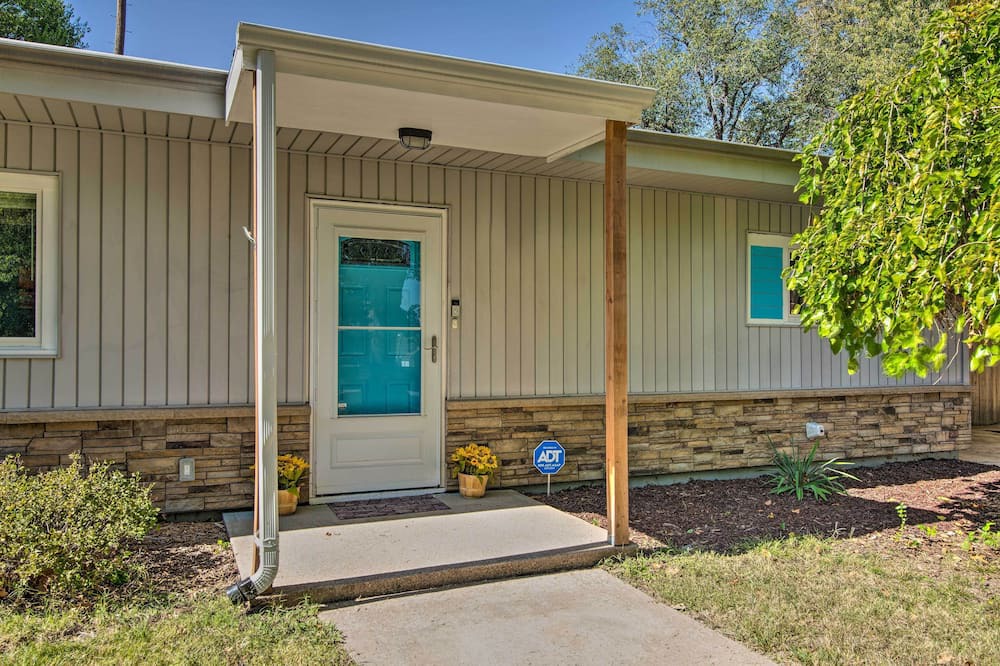 Photo of Outdoor in Topeka