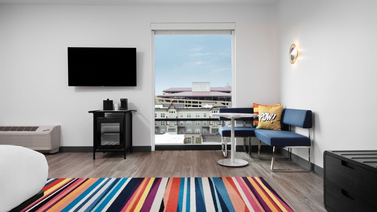 Photo of Bedroom in Country Club Plaza Area