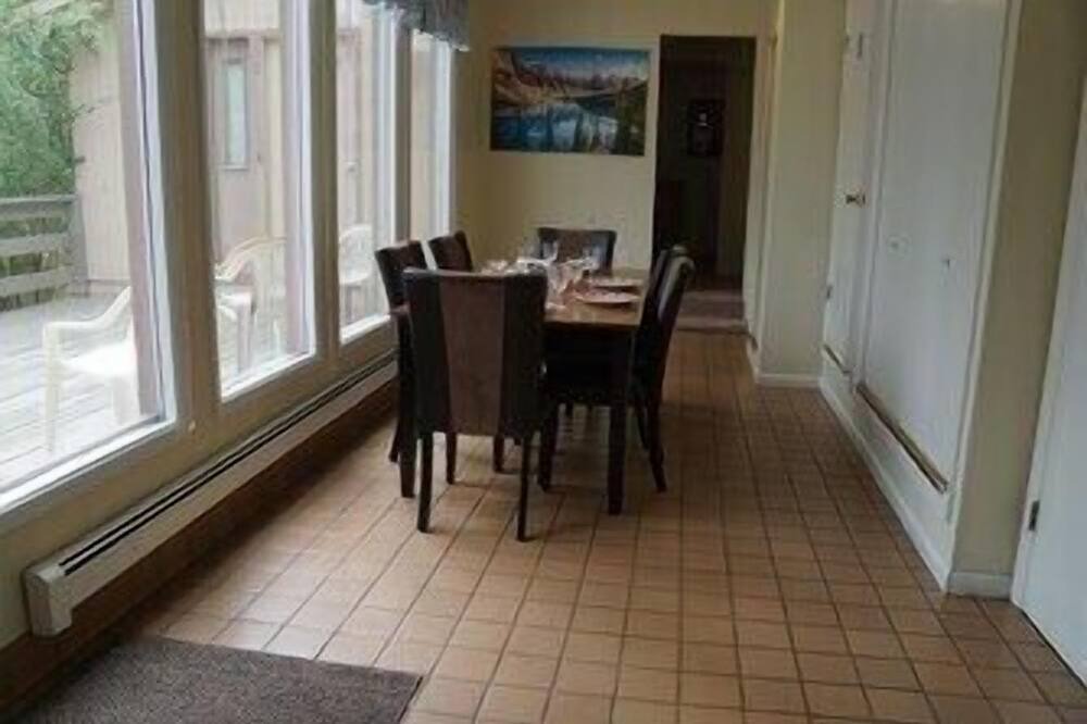Photo of Livingroom in Estes Park