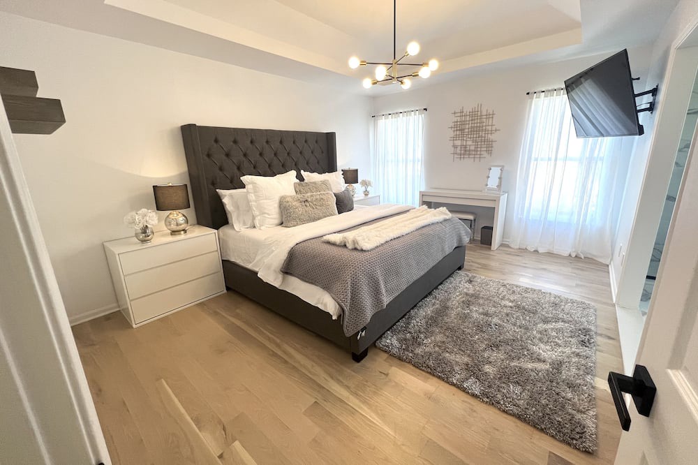 Photo of Bedroom in Olathe