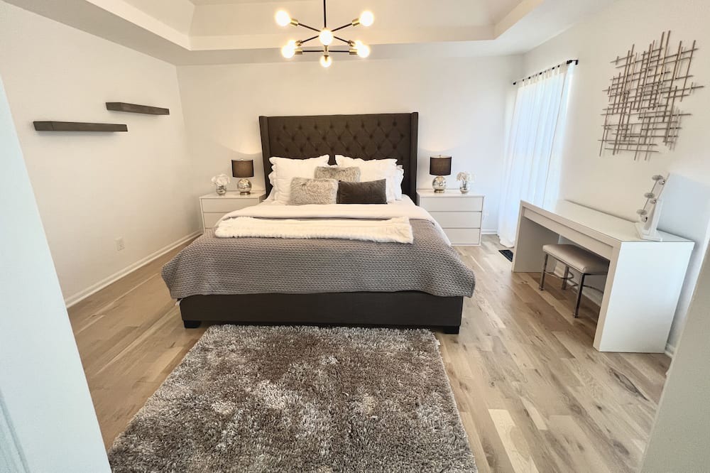 Photo of Bedroom in Olathe