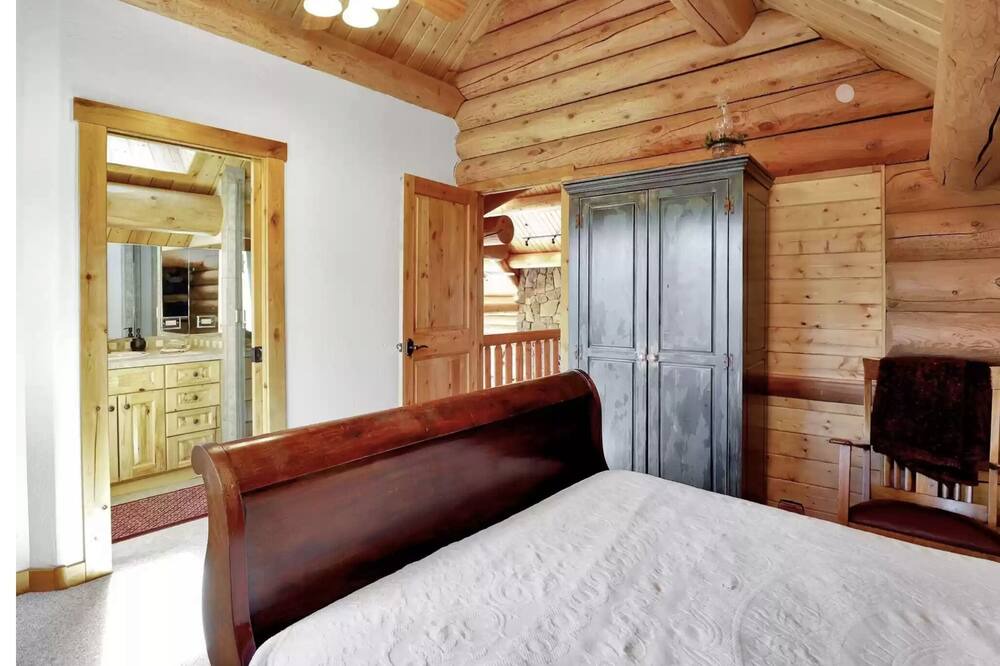 Photo of Bedroom in Durango
