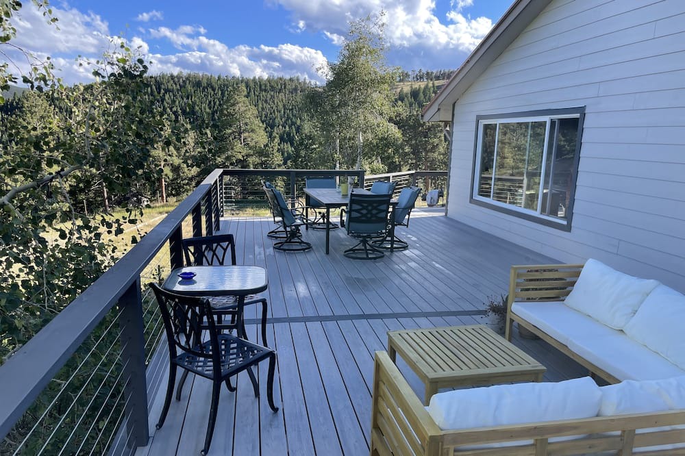 Photo of Patio Balcony in Coal Creek Canyon