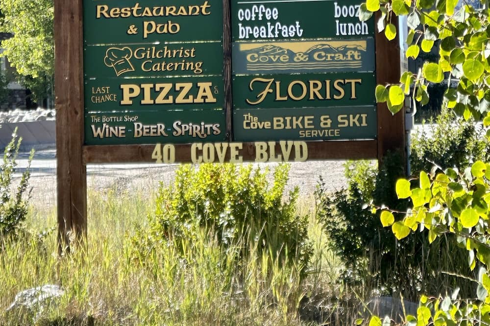 Photo of Outdoor in Summit Cove
