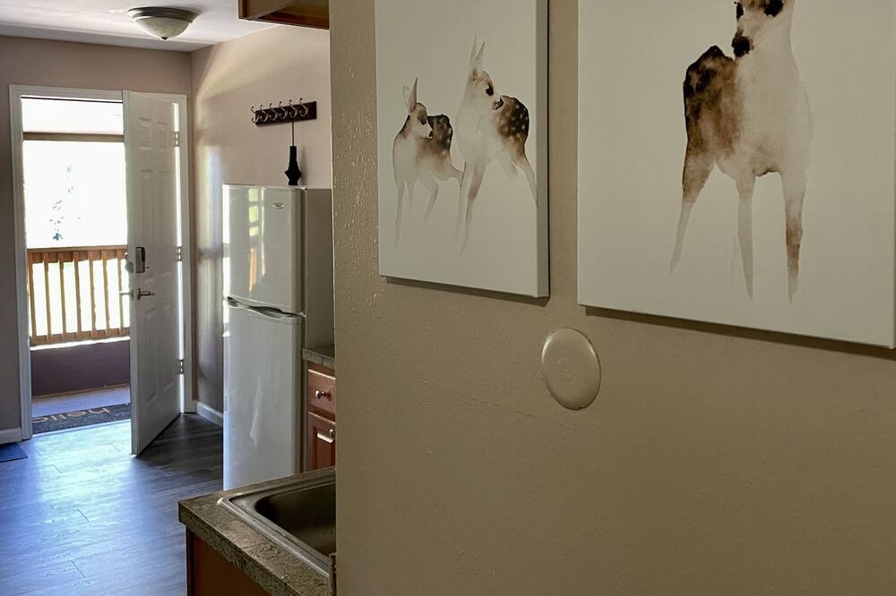 Photo of Bedroom in Summit Cove