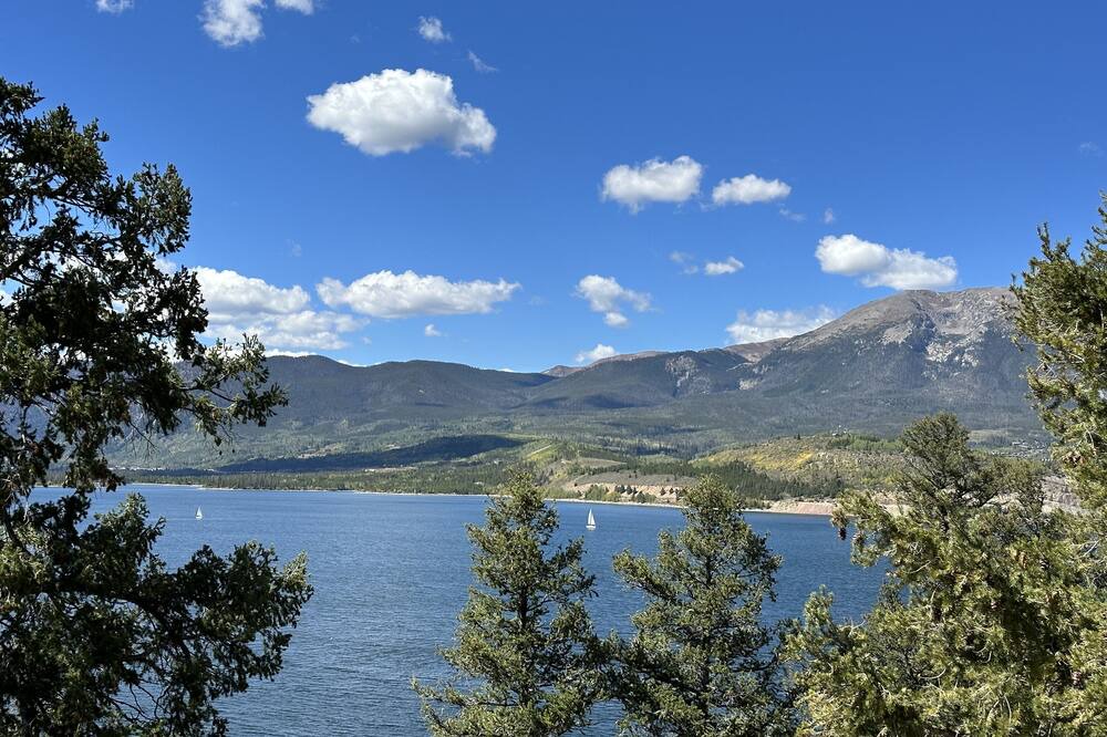 Photo of Others in Summit Cove