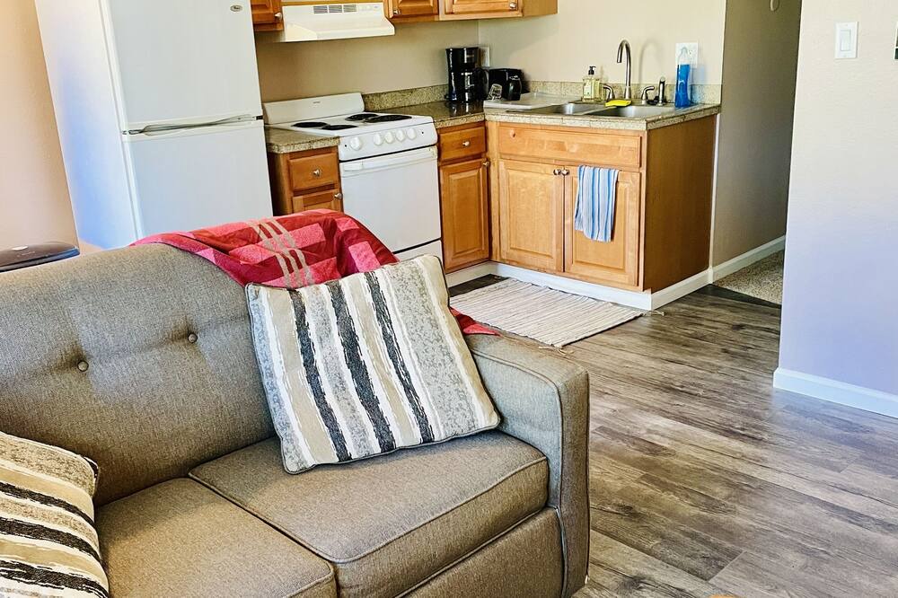 Photo of Livingroom in Summit Cove