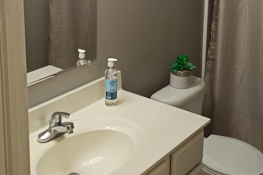Photo of Bathroom in Goddard
