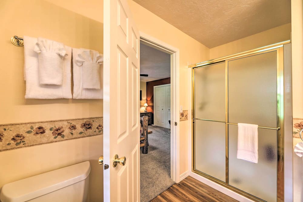 Photo of Bedroom in Star Valley Ranch