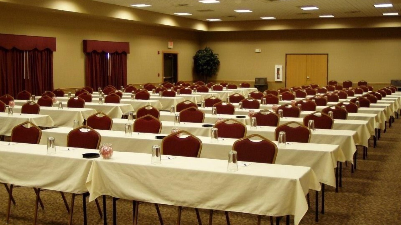 Photo of Others in Russell