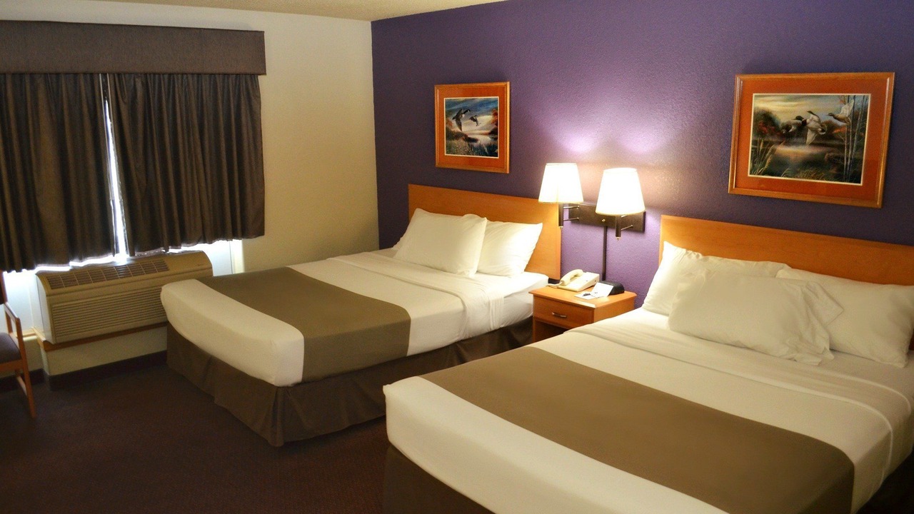 Photo of Bedroom in Russell