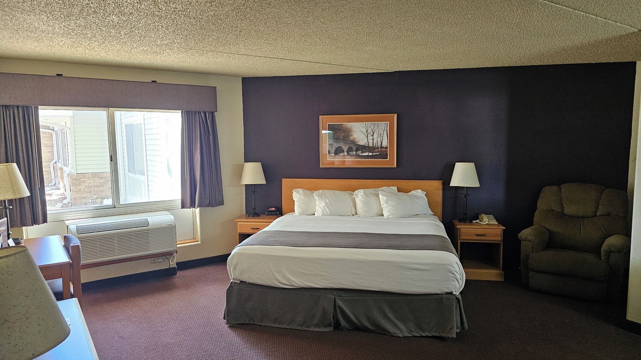 Photo of Bedroom in Russell