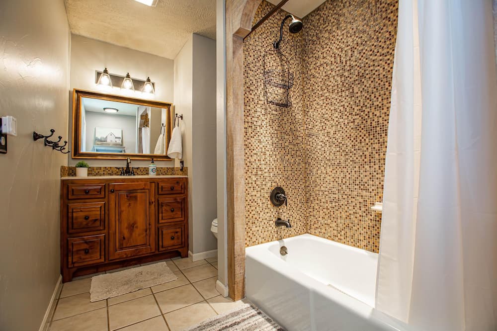 Photo of Bathroom in Manhattan