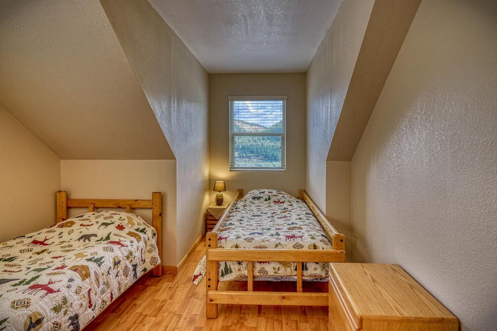 Photo of Bedroom in Pagosa Springs