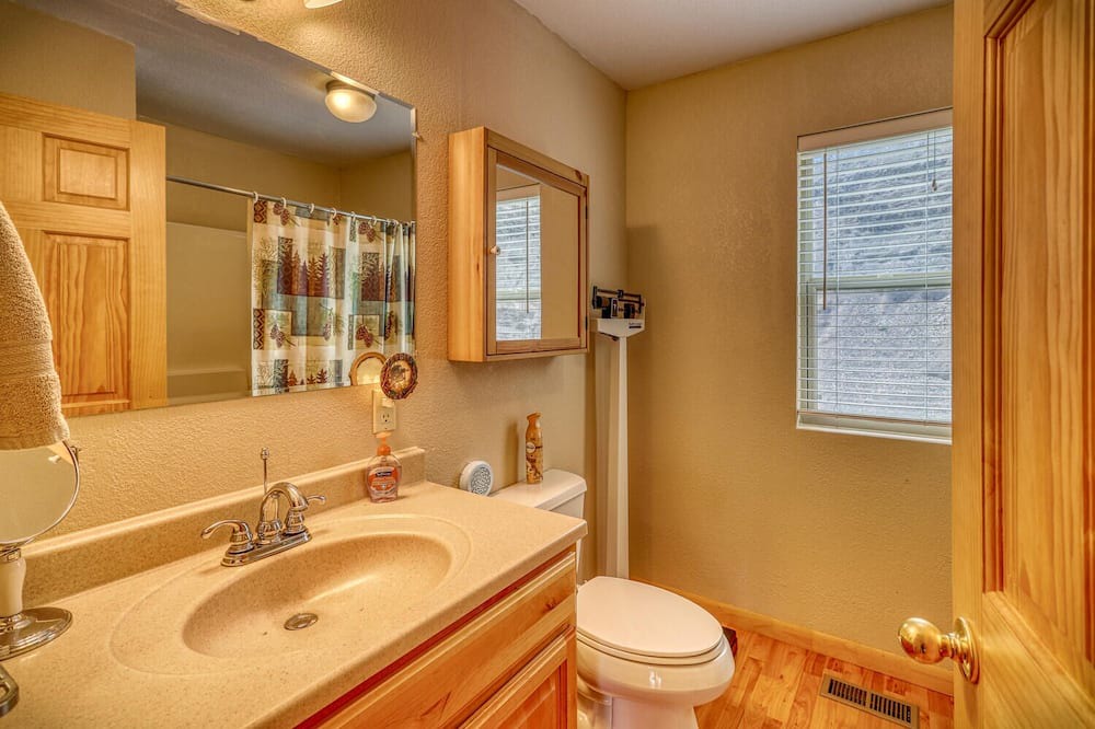 Photo of Bathroom in Pagosa Springs