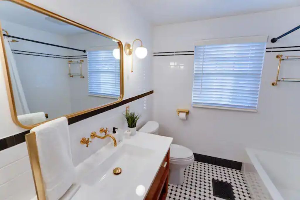 Photo of Bathroom in Mission