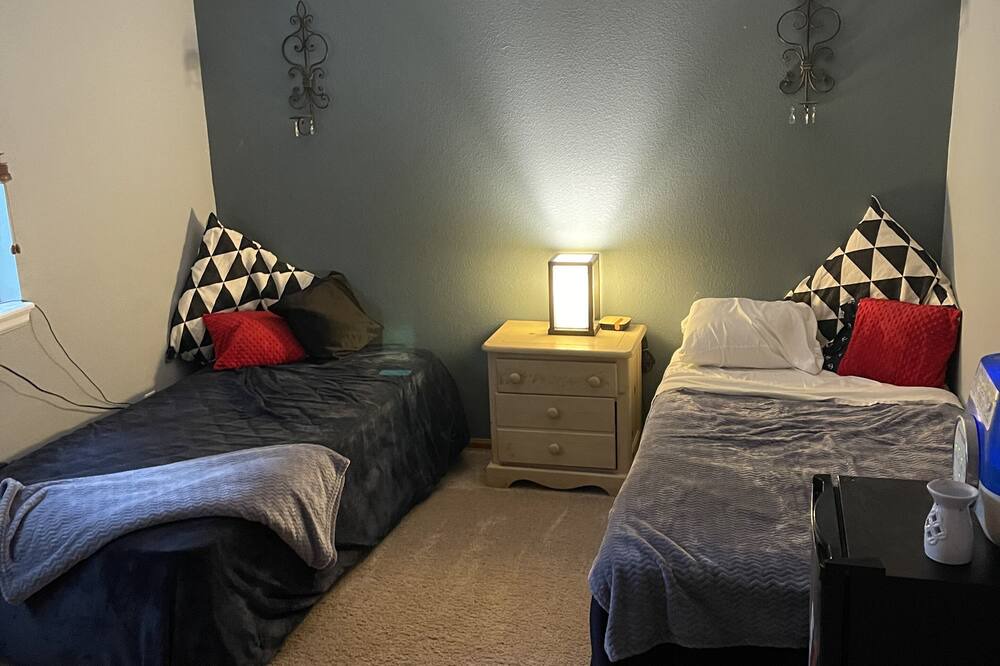 Photo of Bedroom in Parker