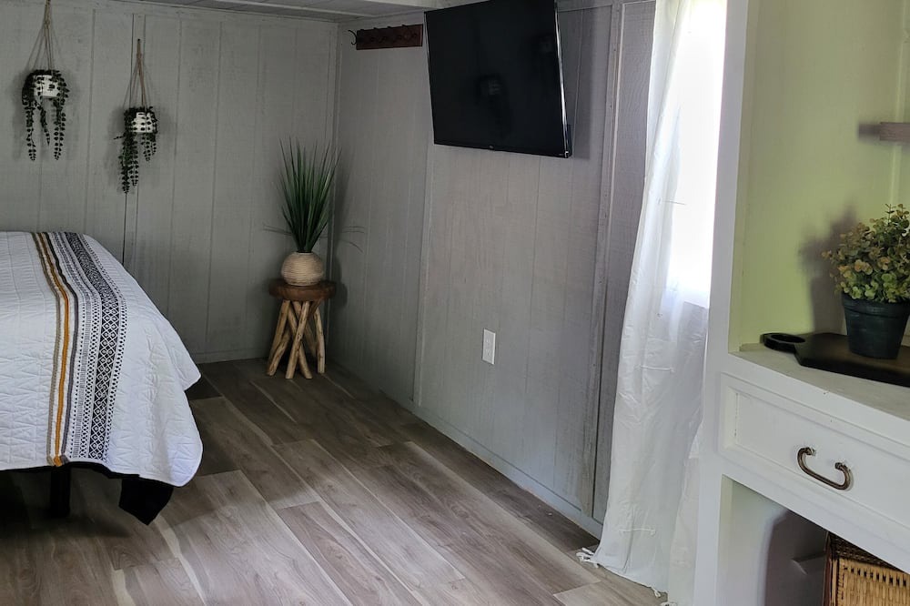 Photo of Bedroom in Proctor