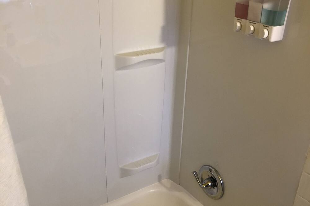 Photo of Bathroom in South Kansas City
