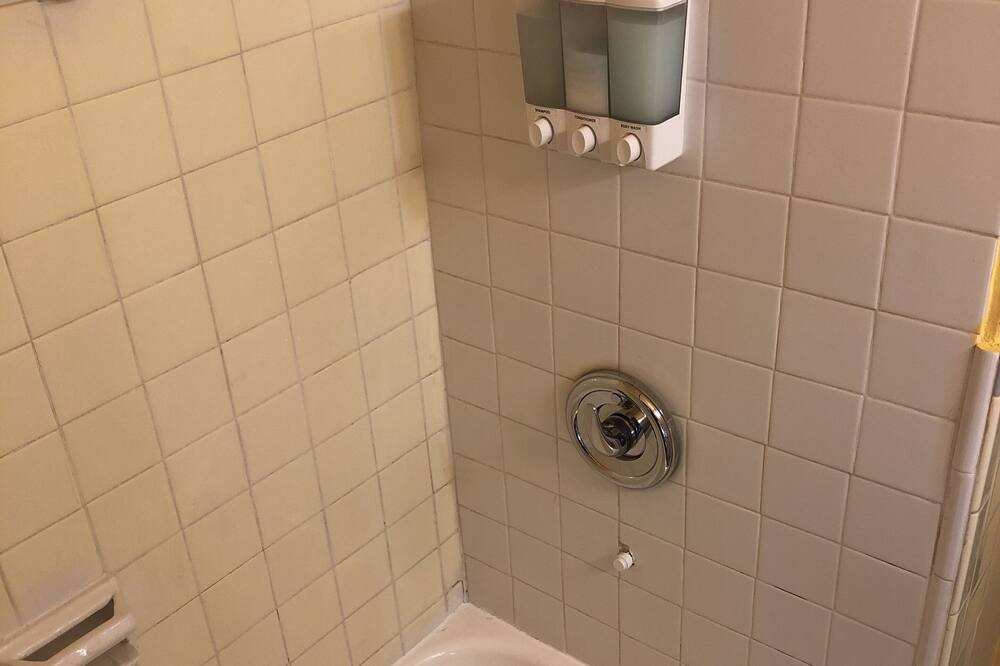 Photo of Bathroom in South Kansas City