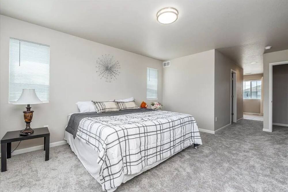 Photo of Bedroom in Thornton
