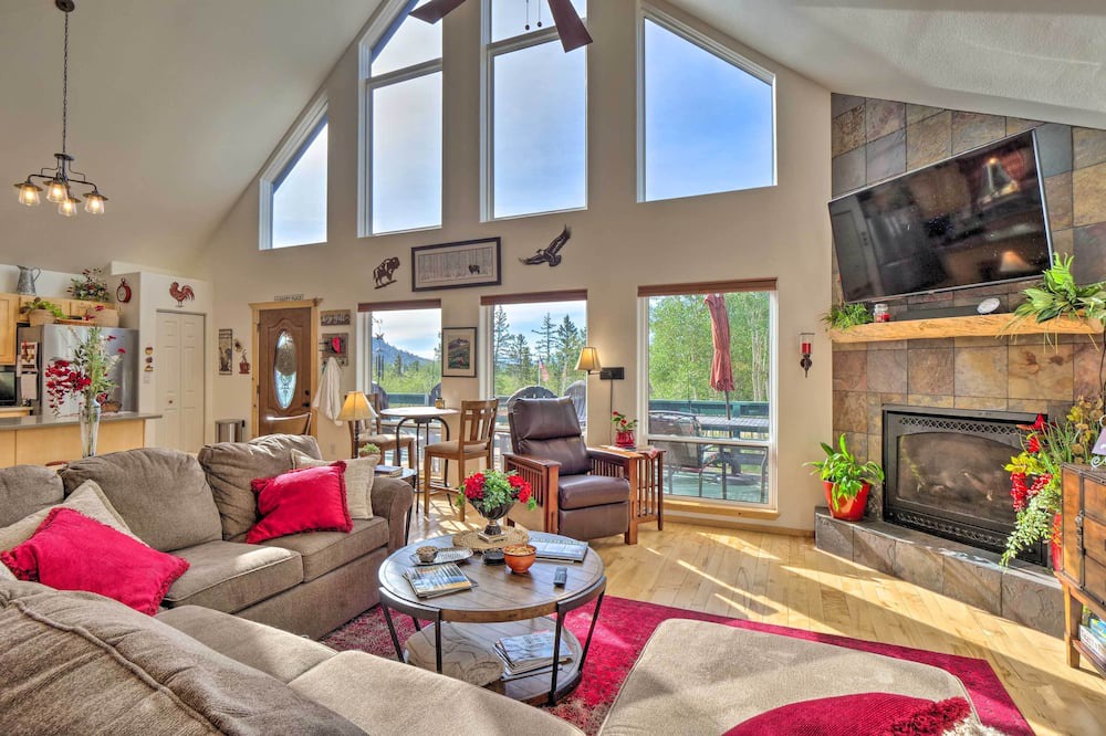 Photo of Bedroom in Indian Mountain