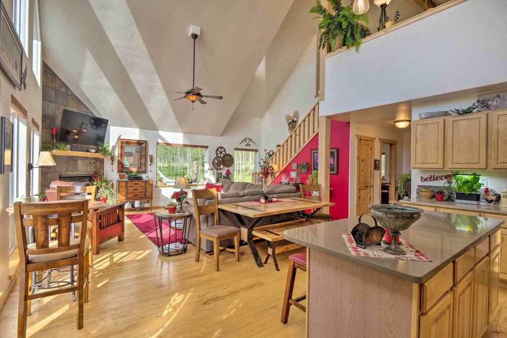 Photo of Kitchen in Indian Mountain