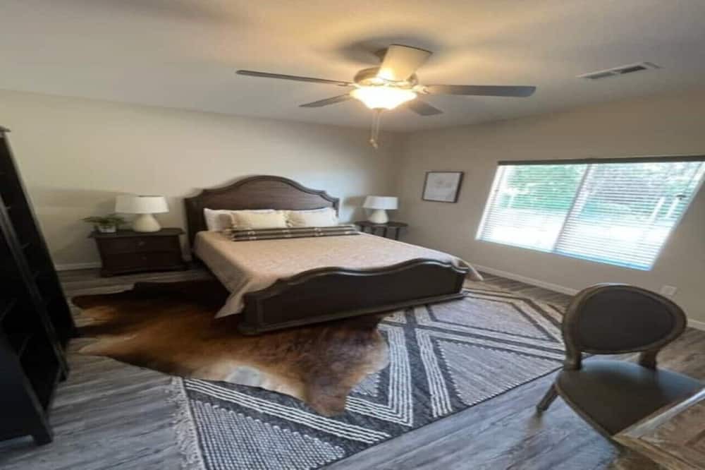Photo of Bedroom in Wichita